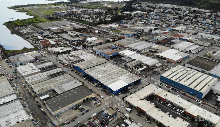  Spacious 8,000 Sq. Ft. Industrial Warehouse in Bayview, San Francisco – Ideal for Productions 