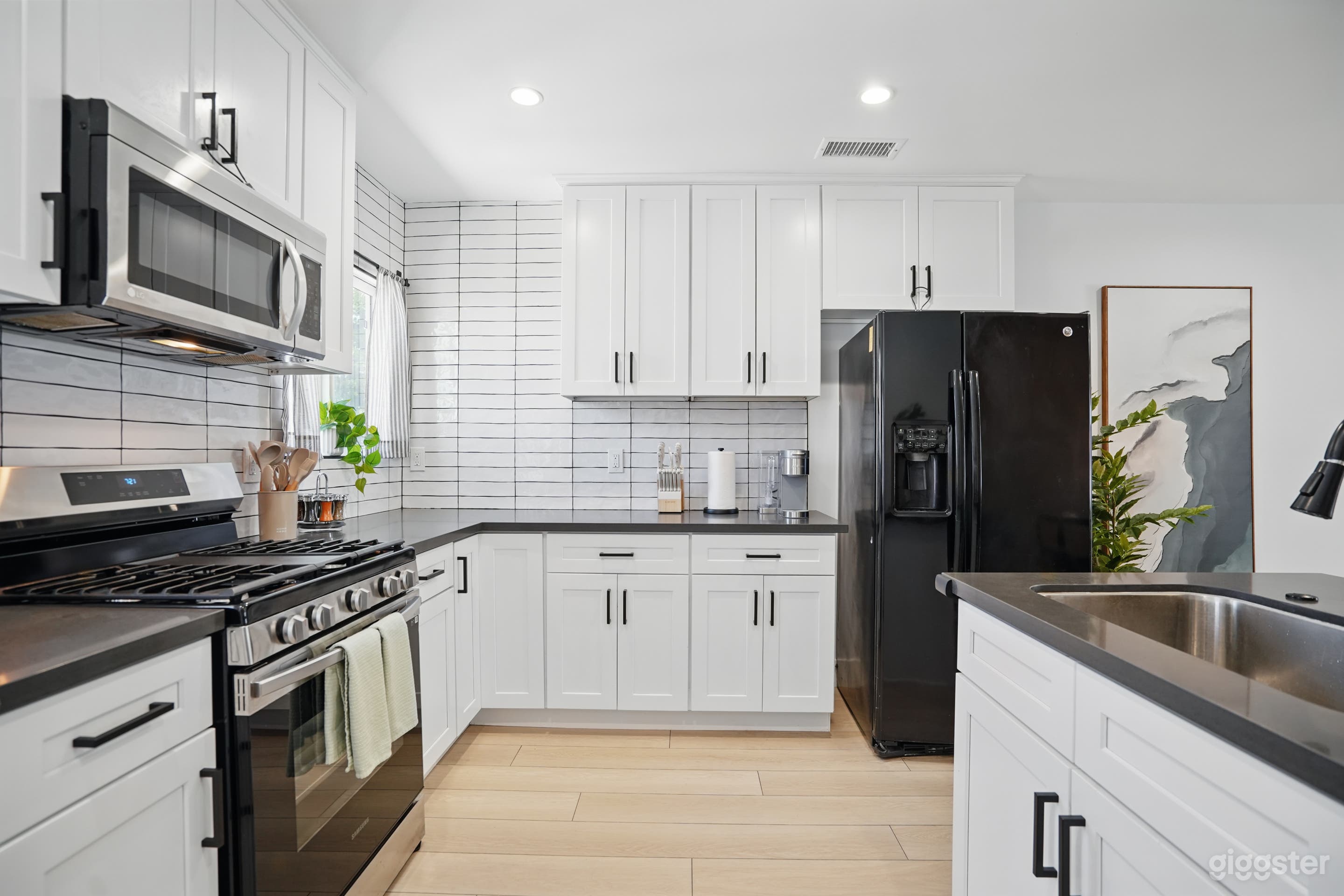 Beautiful House in North Hollywood/SFV Photo 4