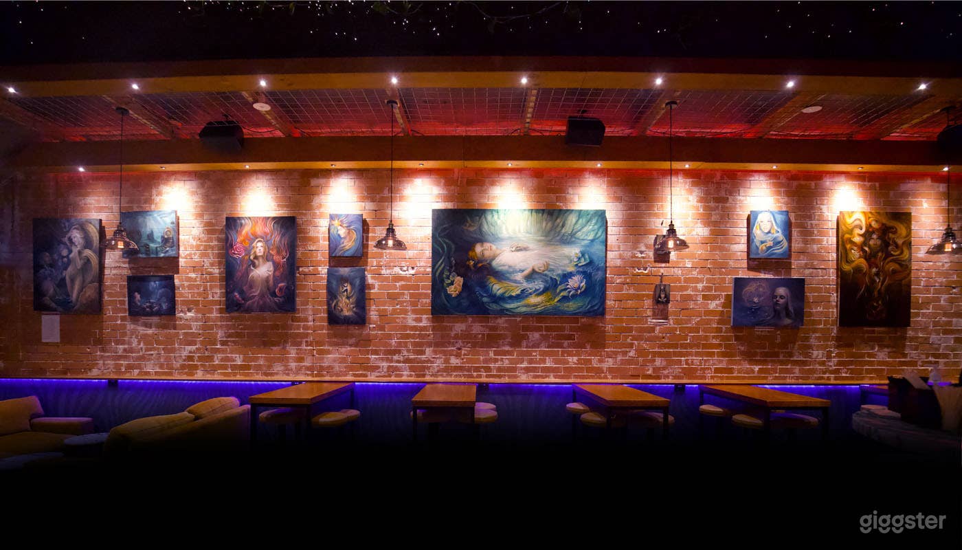 Vibrant Cocktail Bar in Windsor Exclusive Hire Photo 3