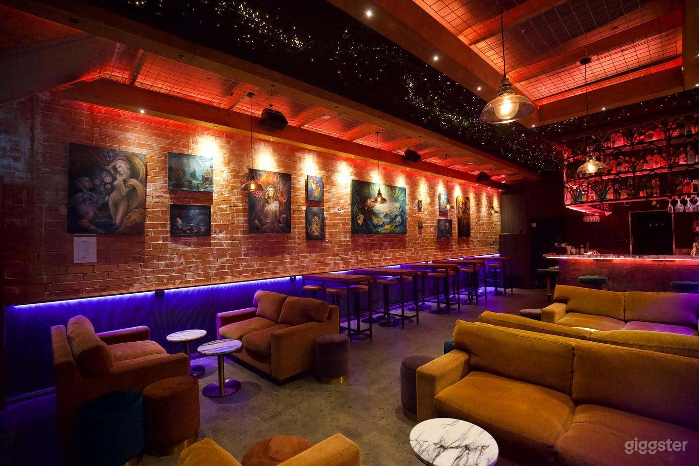 Vibrant Cocktail Bar in Windsor Exclusive Hire Photo 1