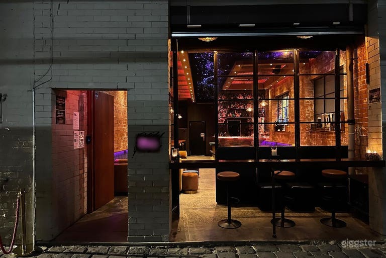  Bar de cócteles vibrante en Windsor alquiler exclusivo 