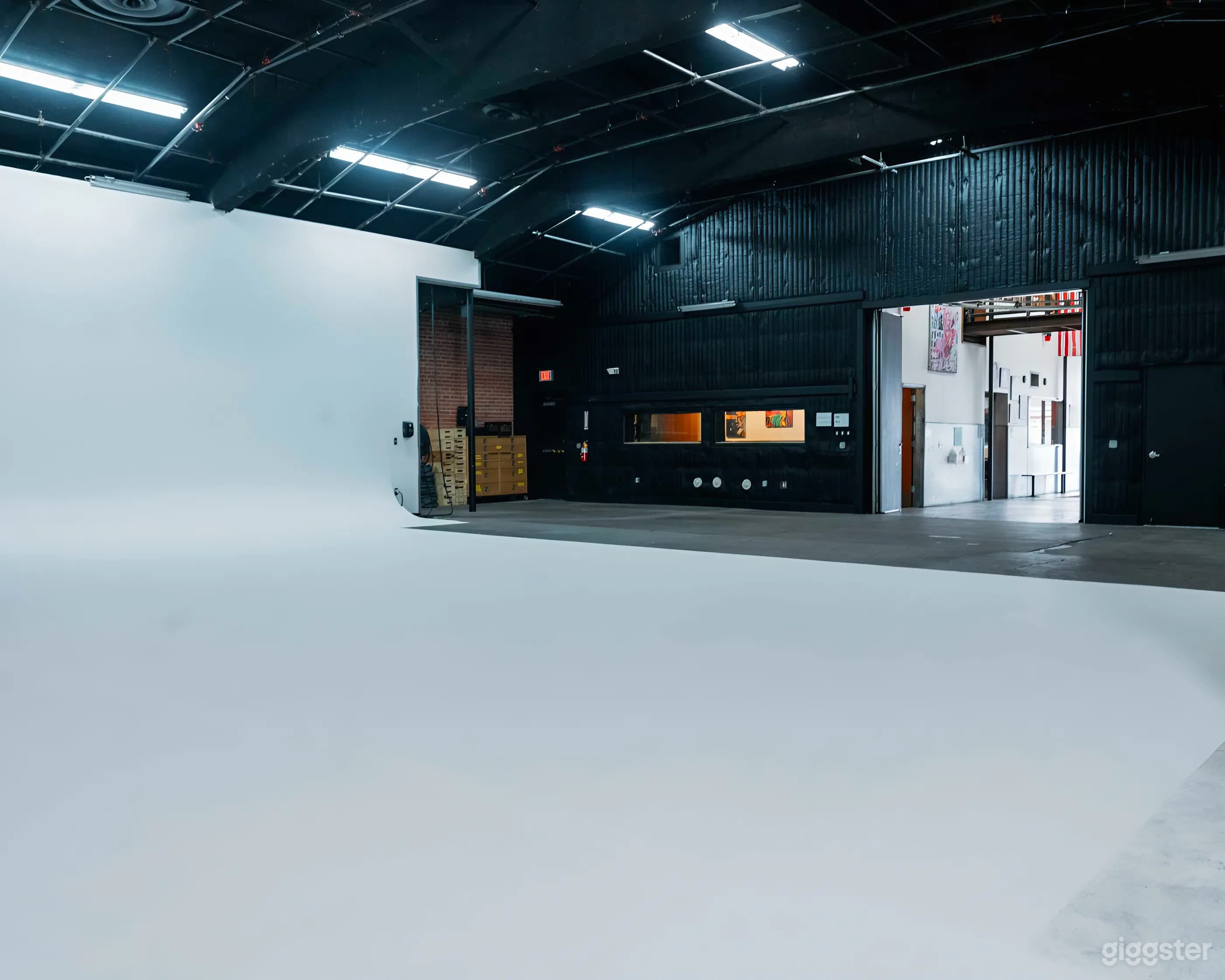Versatile 4,720 Sq. Ft. Shooting Space with Cyclorama - Soundstage 2 Photo 2