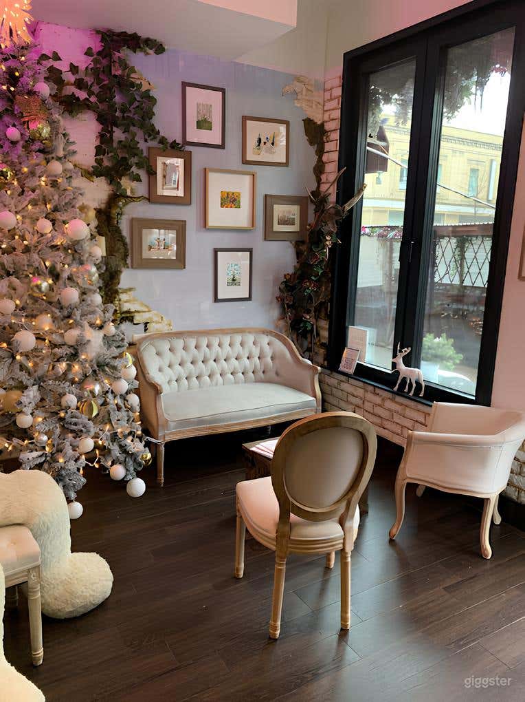 Cozy and Inviting Café in Brooklyn Photo 3