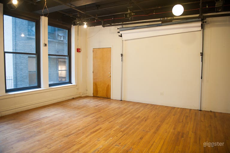  Bright & Spacious Studio in the Heart of Chelsea 