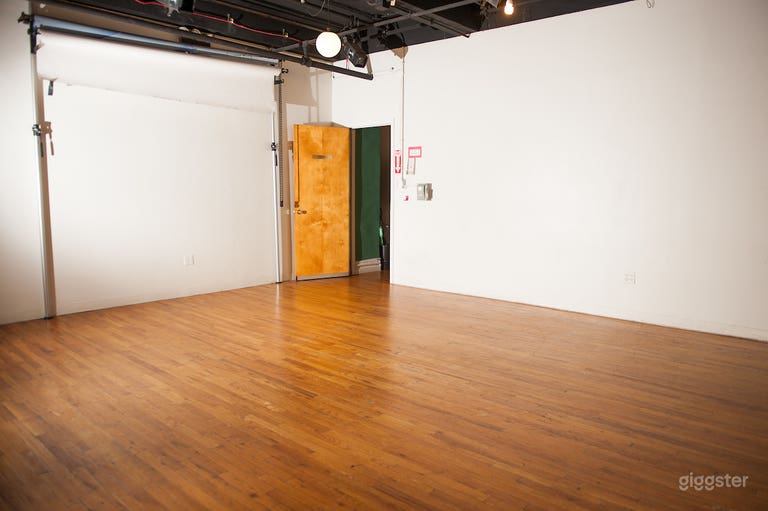  Bright & Spacious Studio in the Heart of Chelsea 