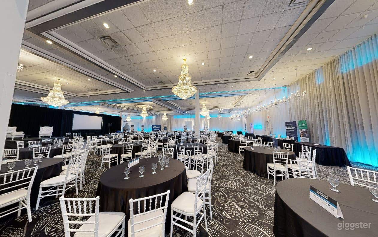 Magnificent Reception Hall in Laval, QC Photo 1