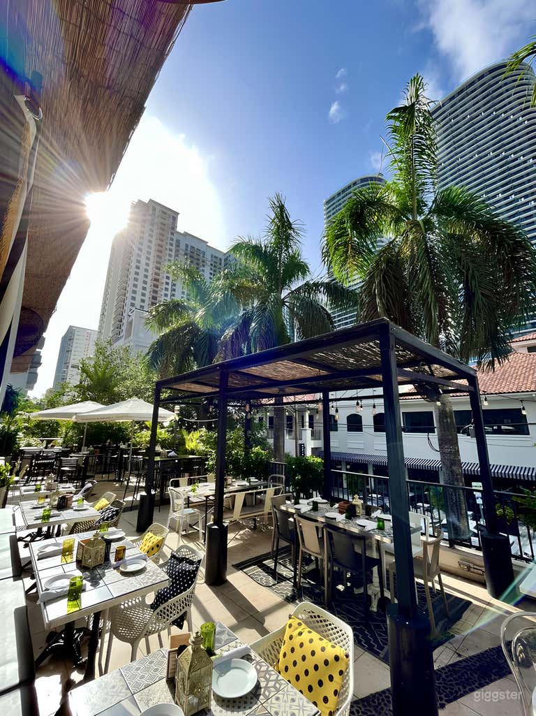  Rooftop Dining Terrace 