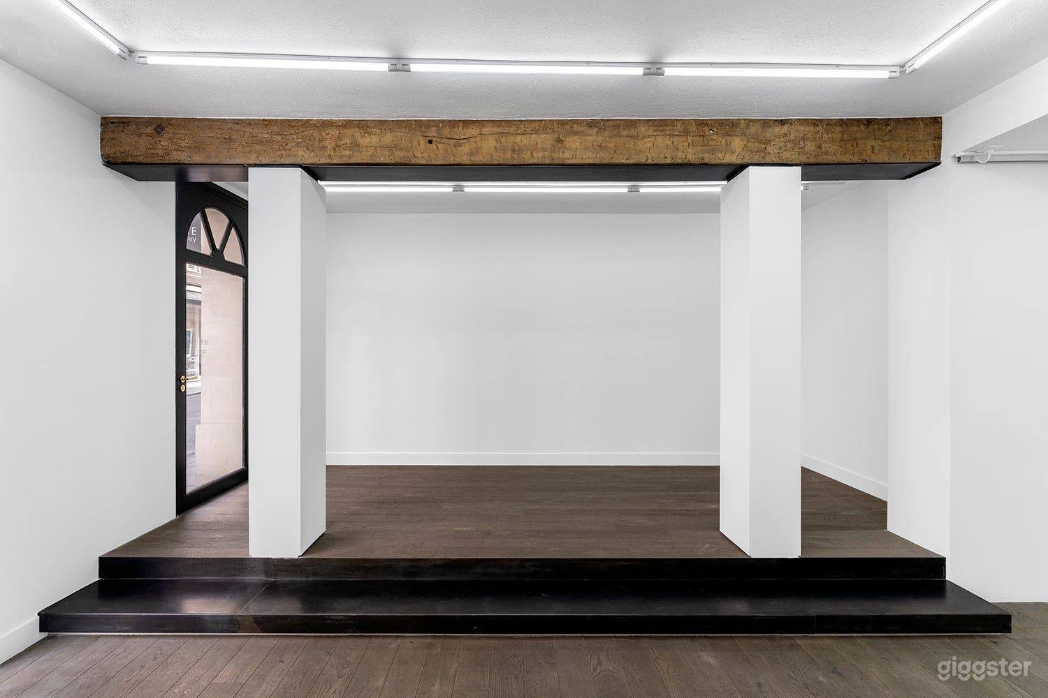 Photo de Espace pop-up & exposition Saint-Germain pour mode, design 2