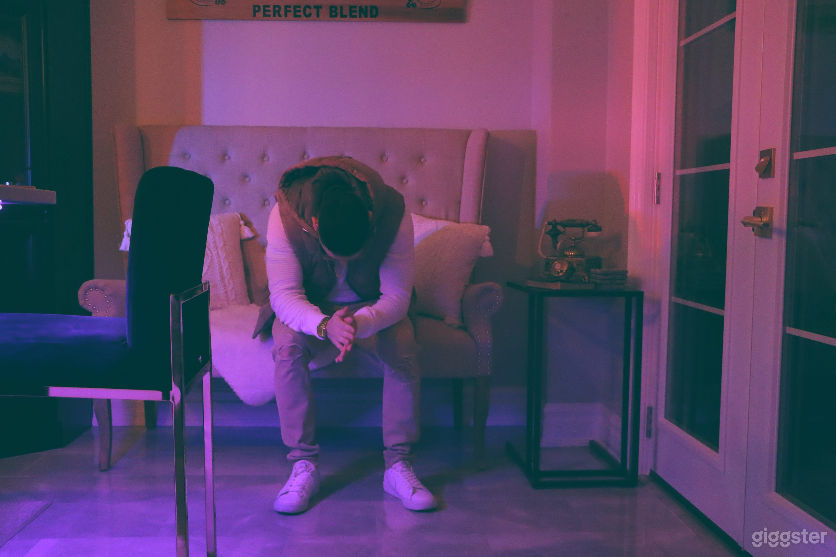 PERFECT FOR MUSIC VIDEOS Photo 3