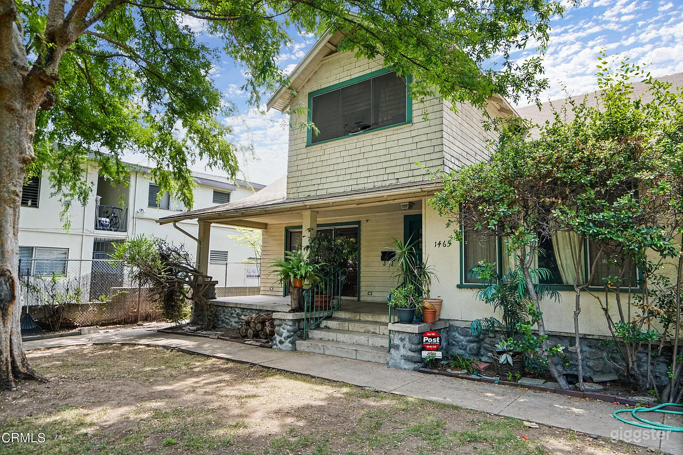 1908 4 BR/2 BA Farmhouse Bungalow Photo 4