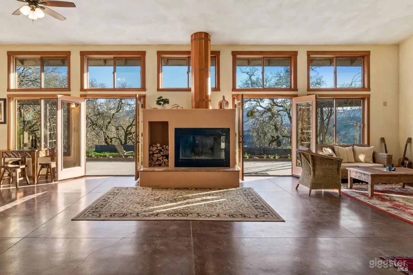 Houses with the most beautiful views, Photo 1