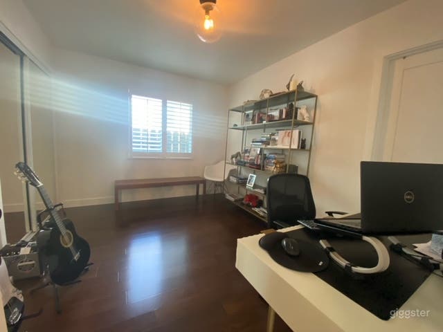 Updated 1920s English Cottage on Large Lot + Pool Photo 3