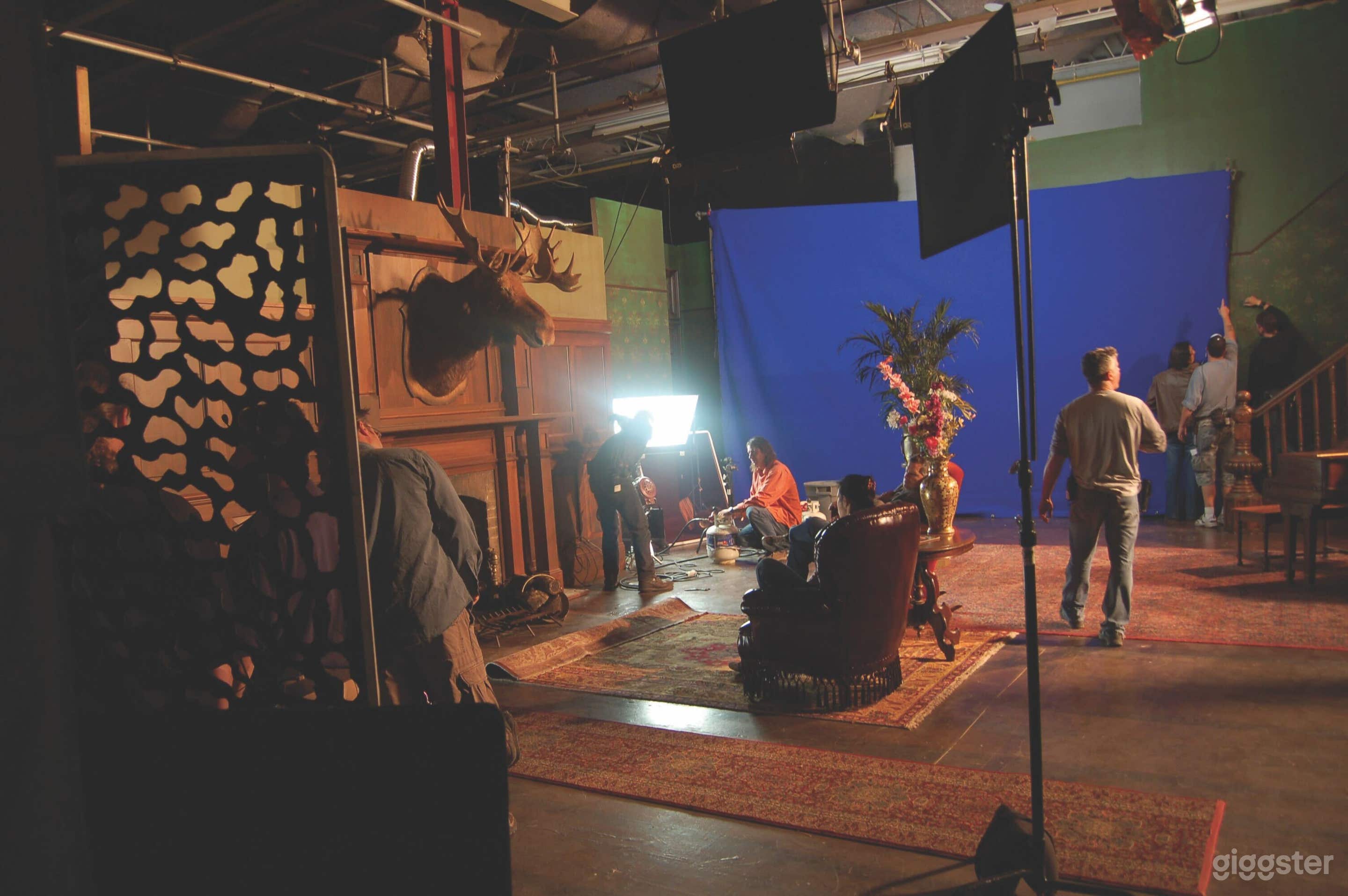 19K sqft Professional Sound Stage w/ Support Space Photo 3