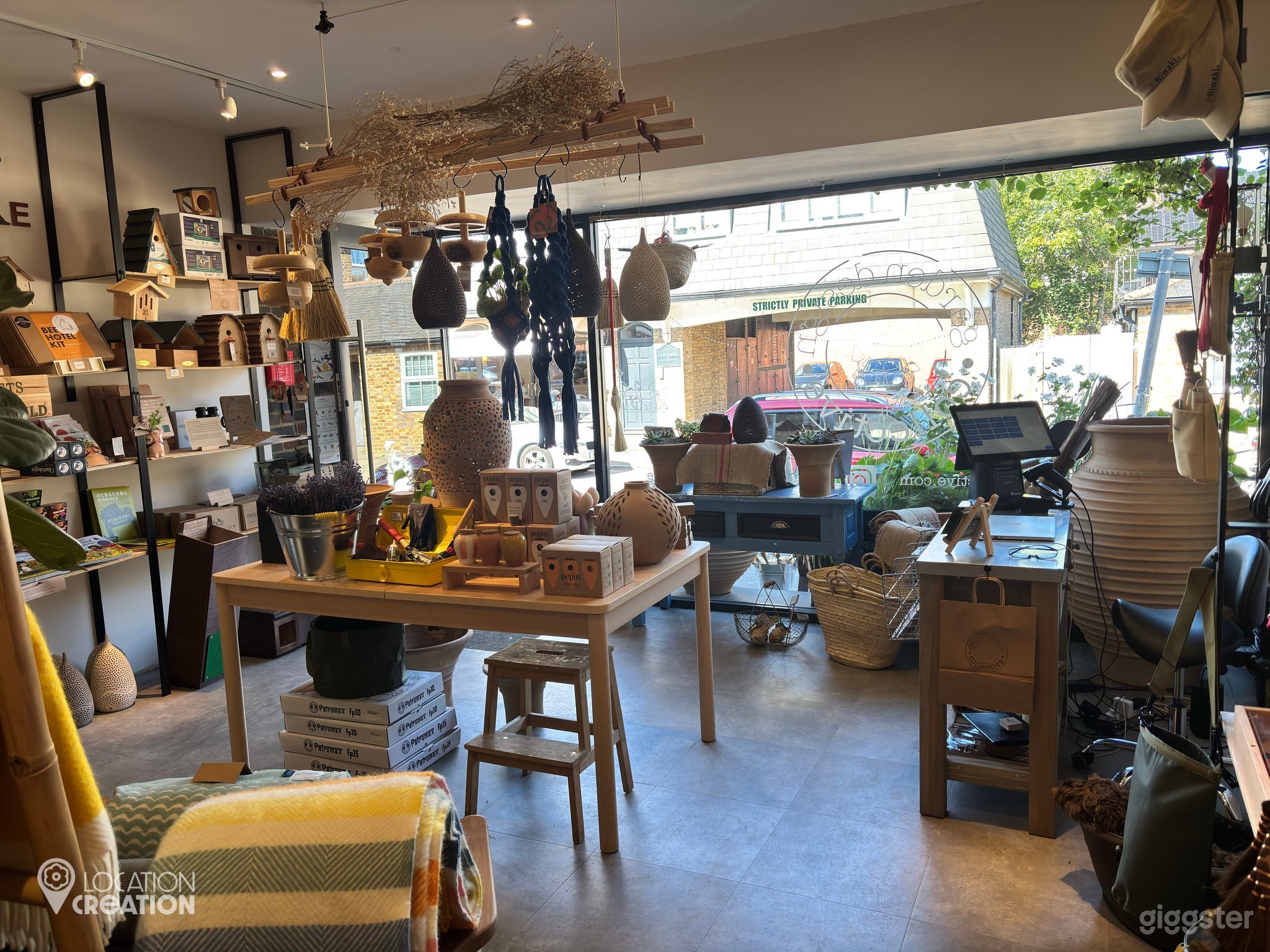 Garden Design Studio For Film and Photoshoots Photo 4