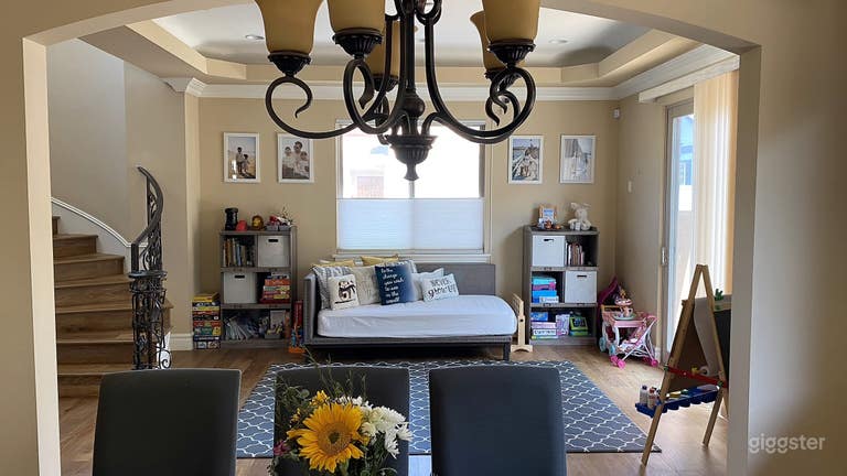  Mediterranean-Style Home with Modern Furnishings  