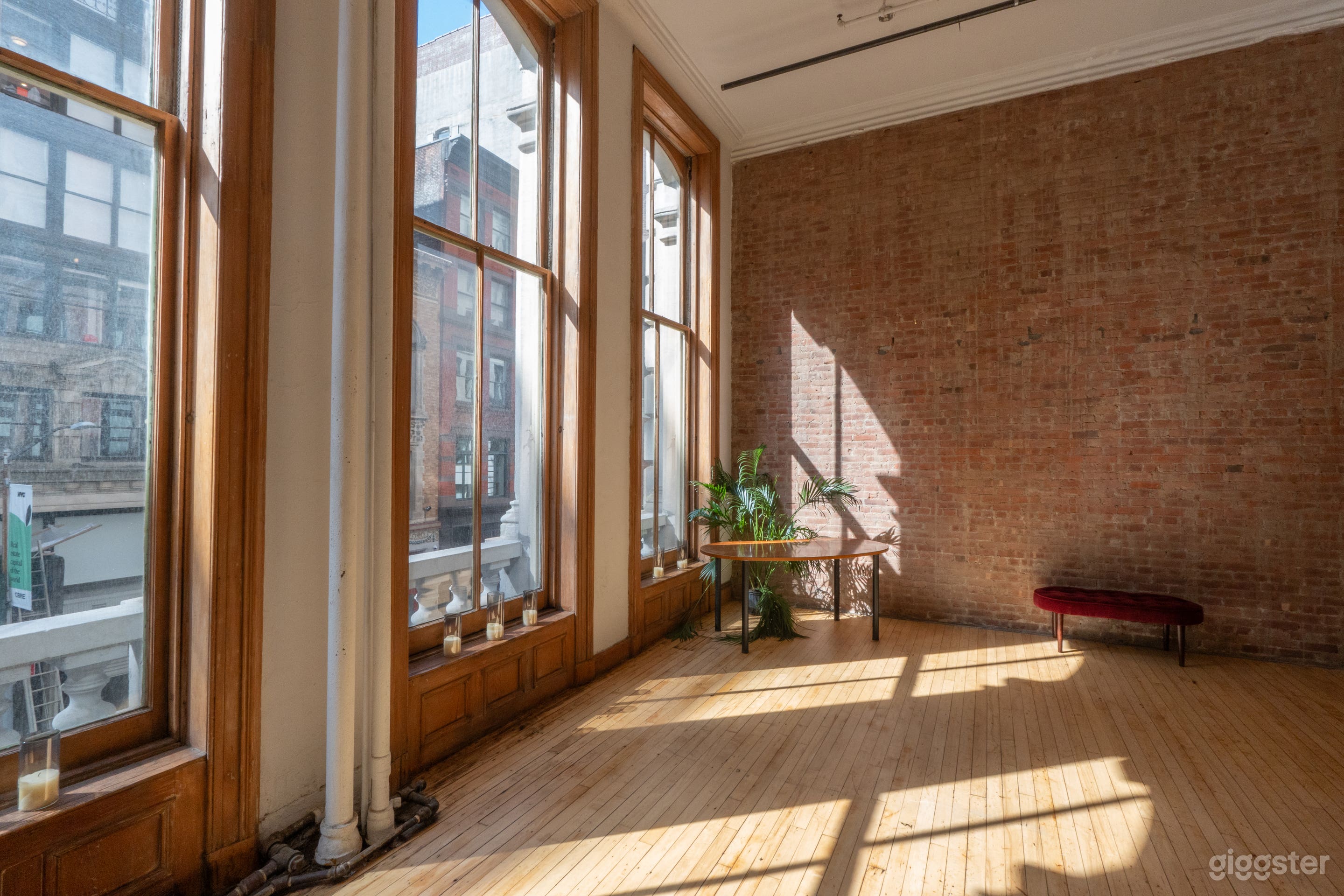 Union Square Loft w/ Chef's Kitchen Photo 3
