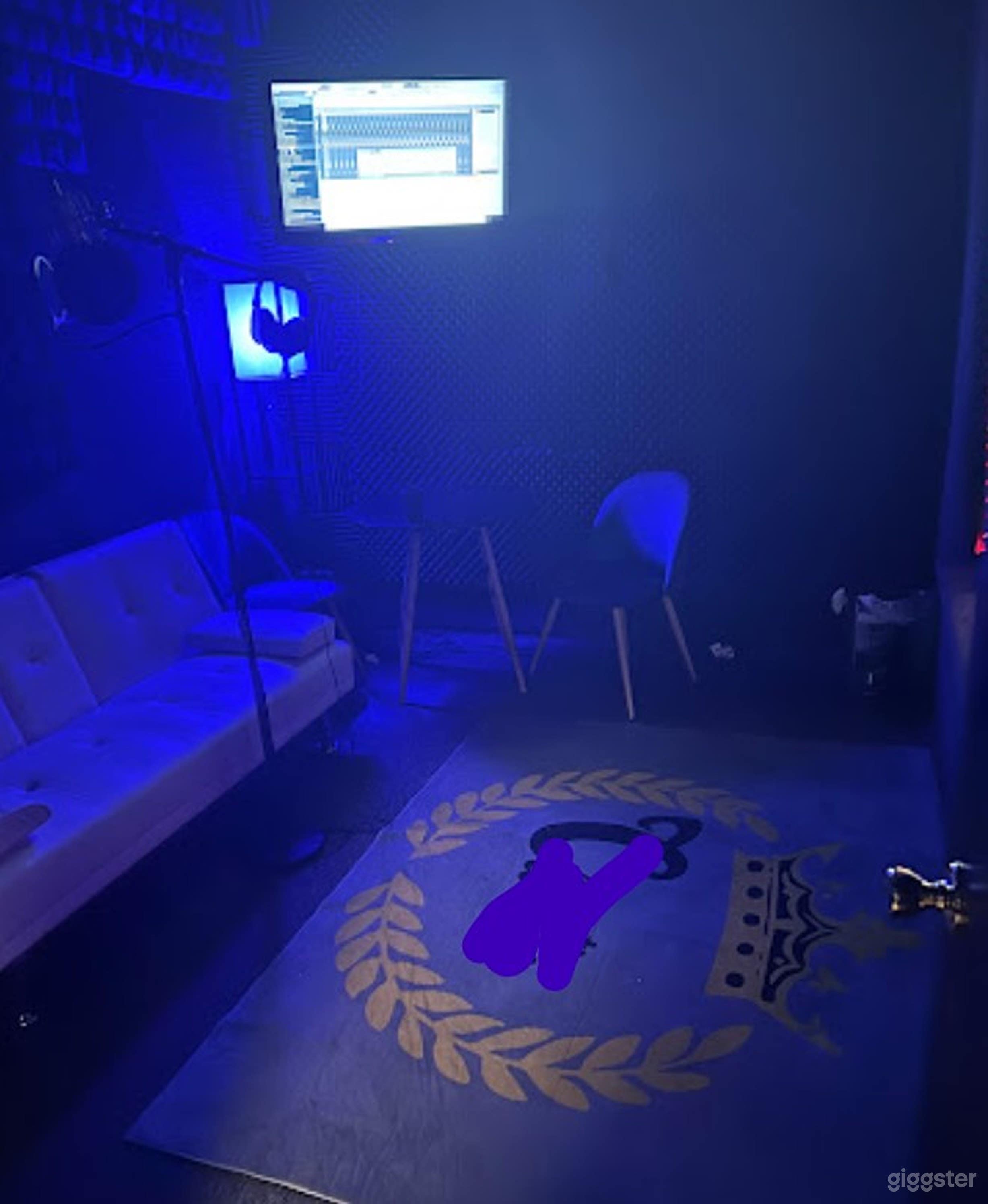 Renowned Music Studio C Photo 2