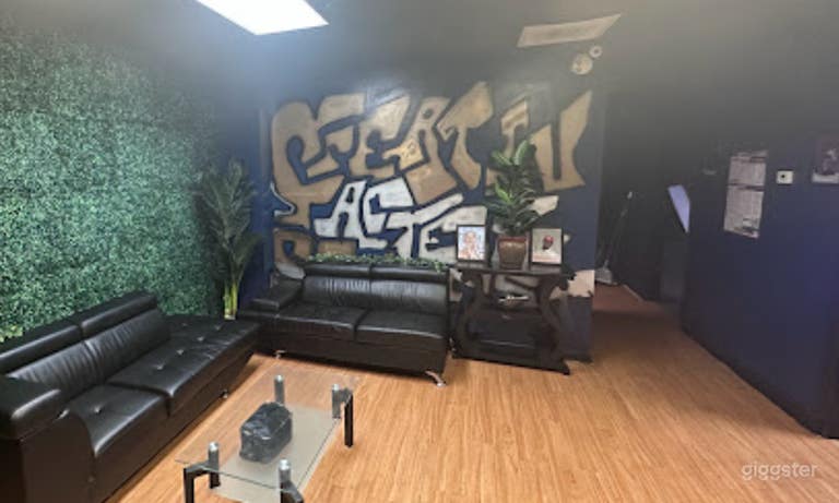  Renowned Music Studio C 