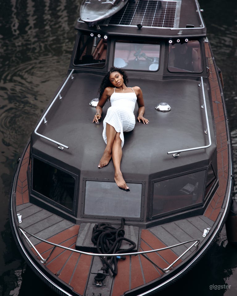  Private Boat in central London 