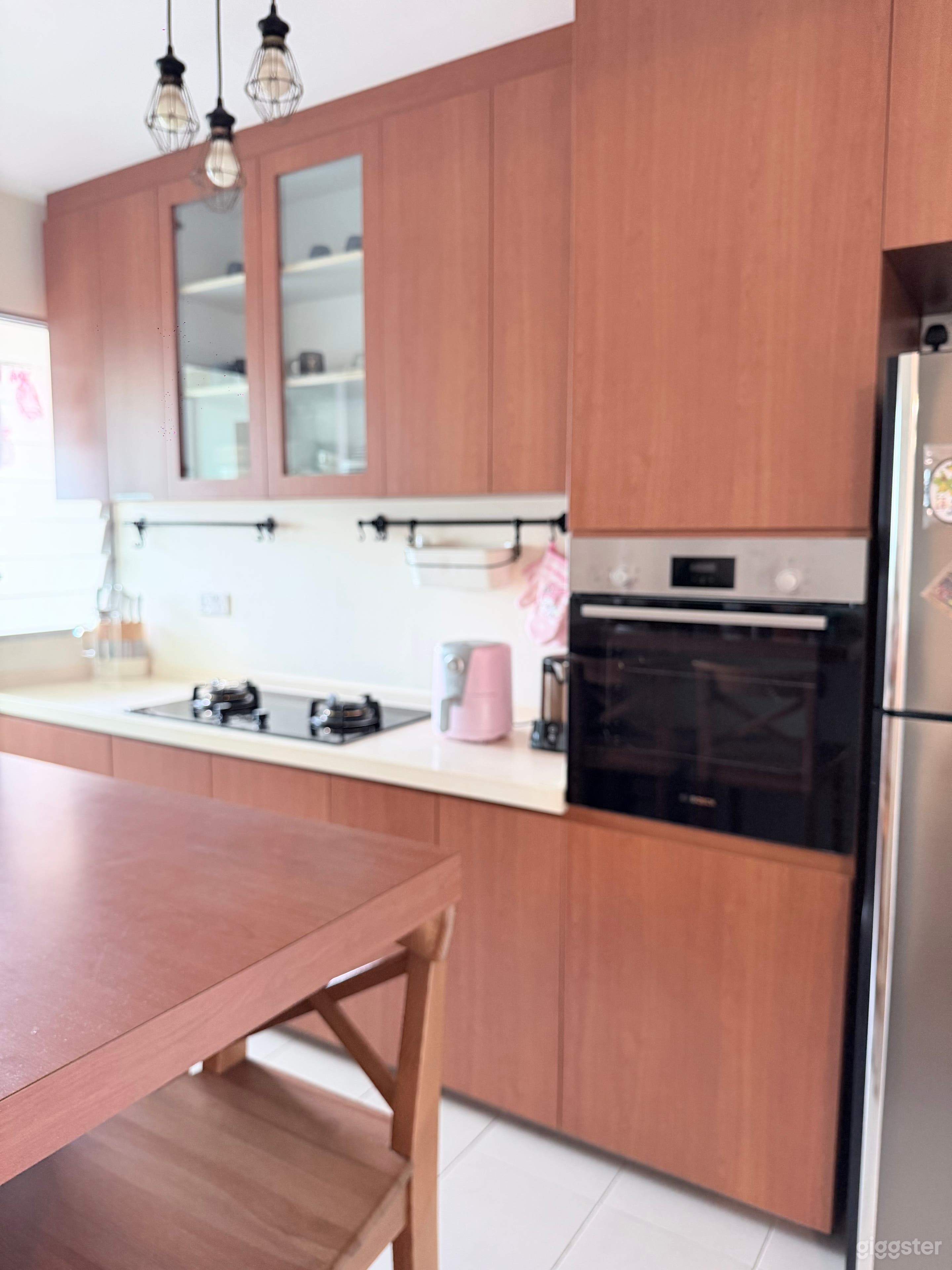 Bright Scandinavian-Inspired Designer Home | Natural Light | Photo 4