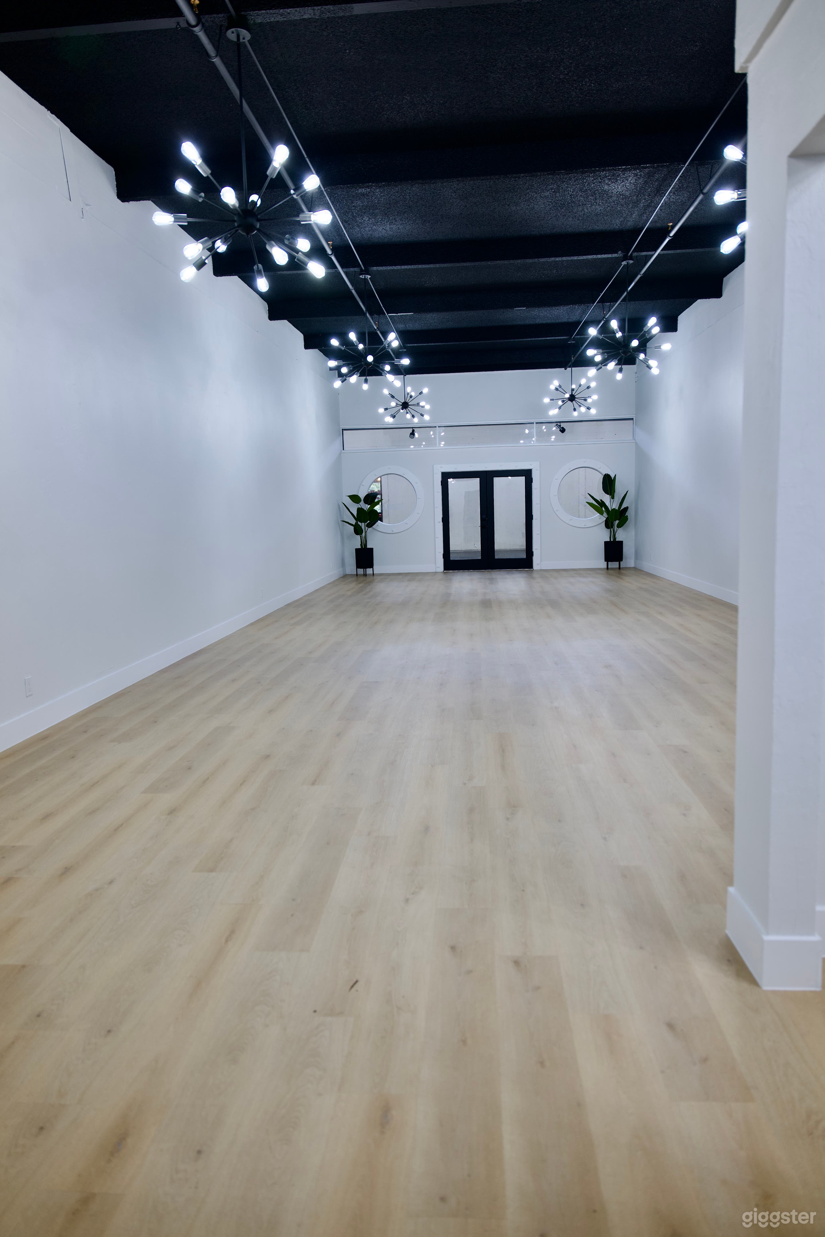 Modern Event Space in Pacifica Photo 1