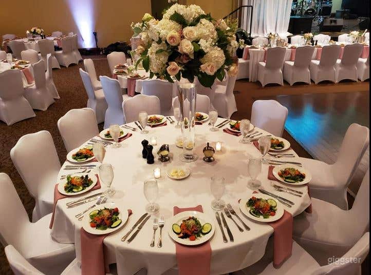 Legacy room Resort in Denton Photo 3