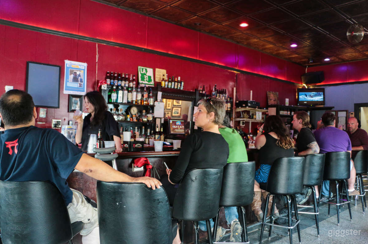 Chill Bar &amp; Restaurant in New Orleans Photo 2