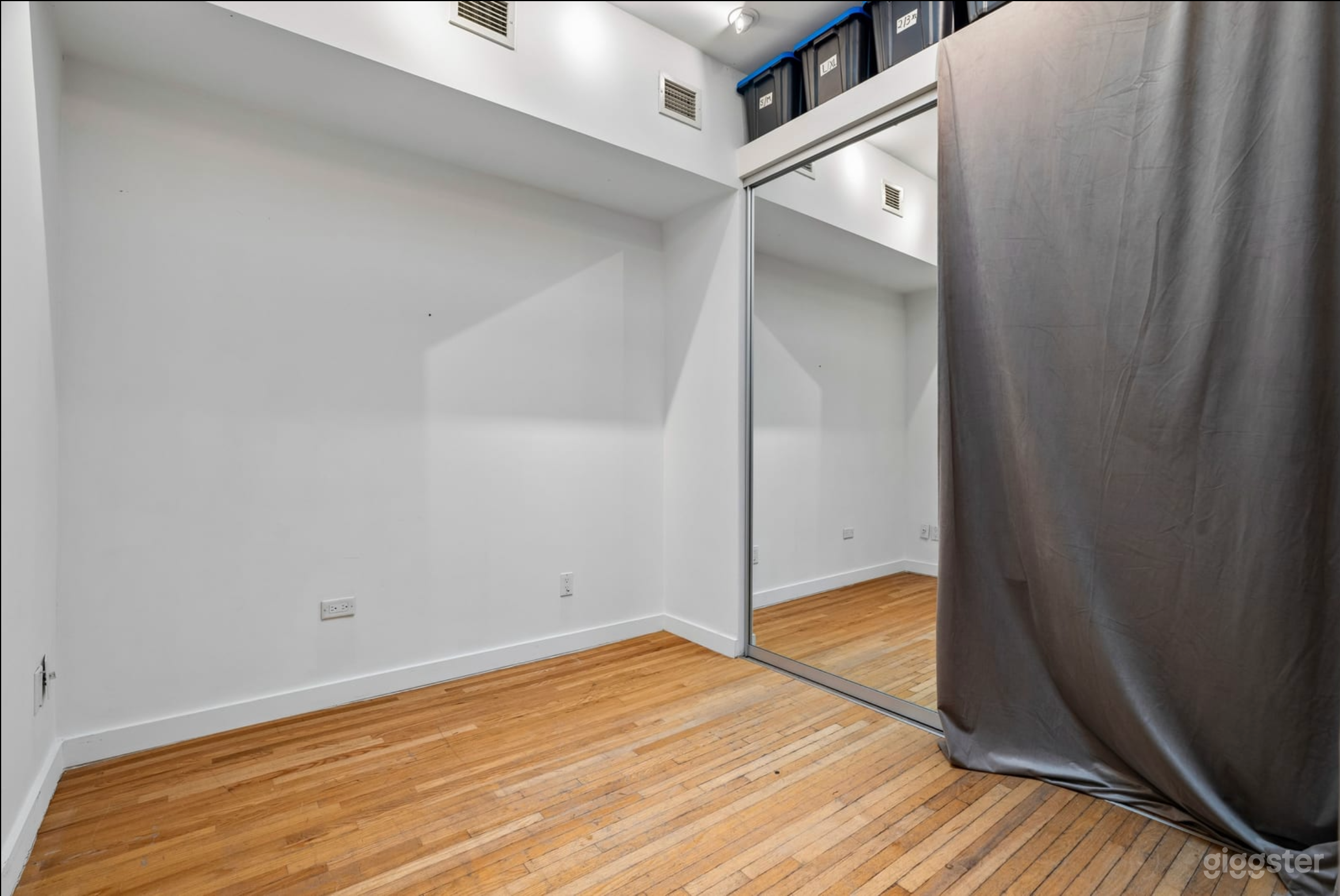 Self tape studio and private meeting space Photo 1
