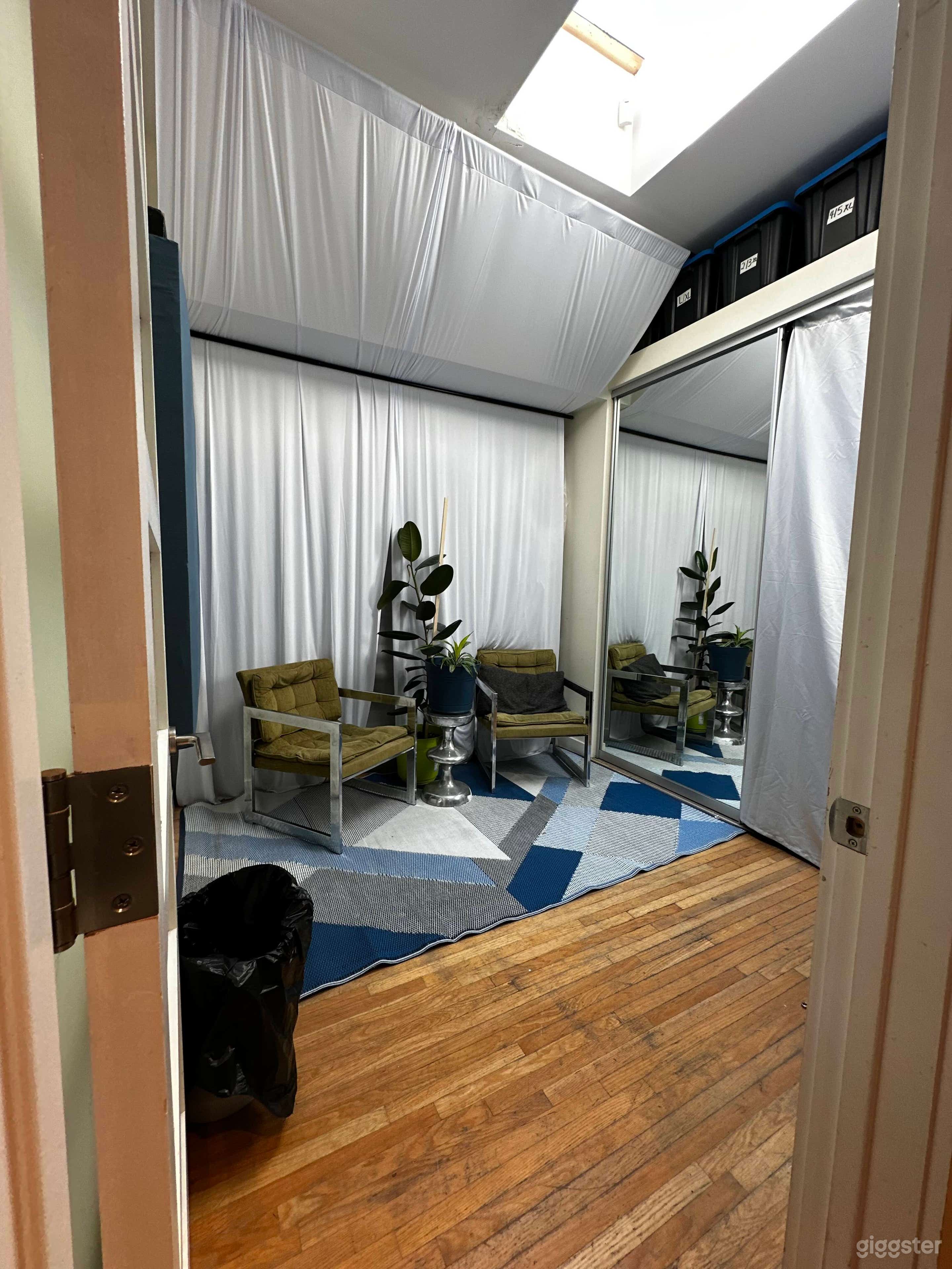 Podcast + Self Tape Studio with Kitchen +Washroom Photo 1