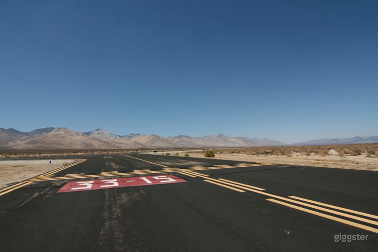  Desert Runway 