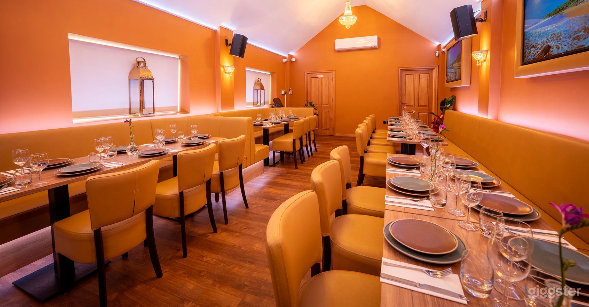 Private Function Room Photo 4