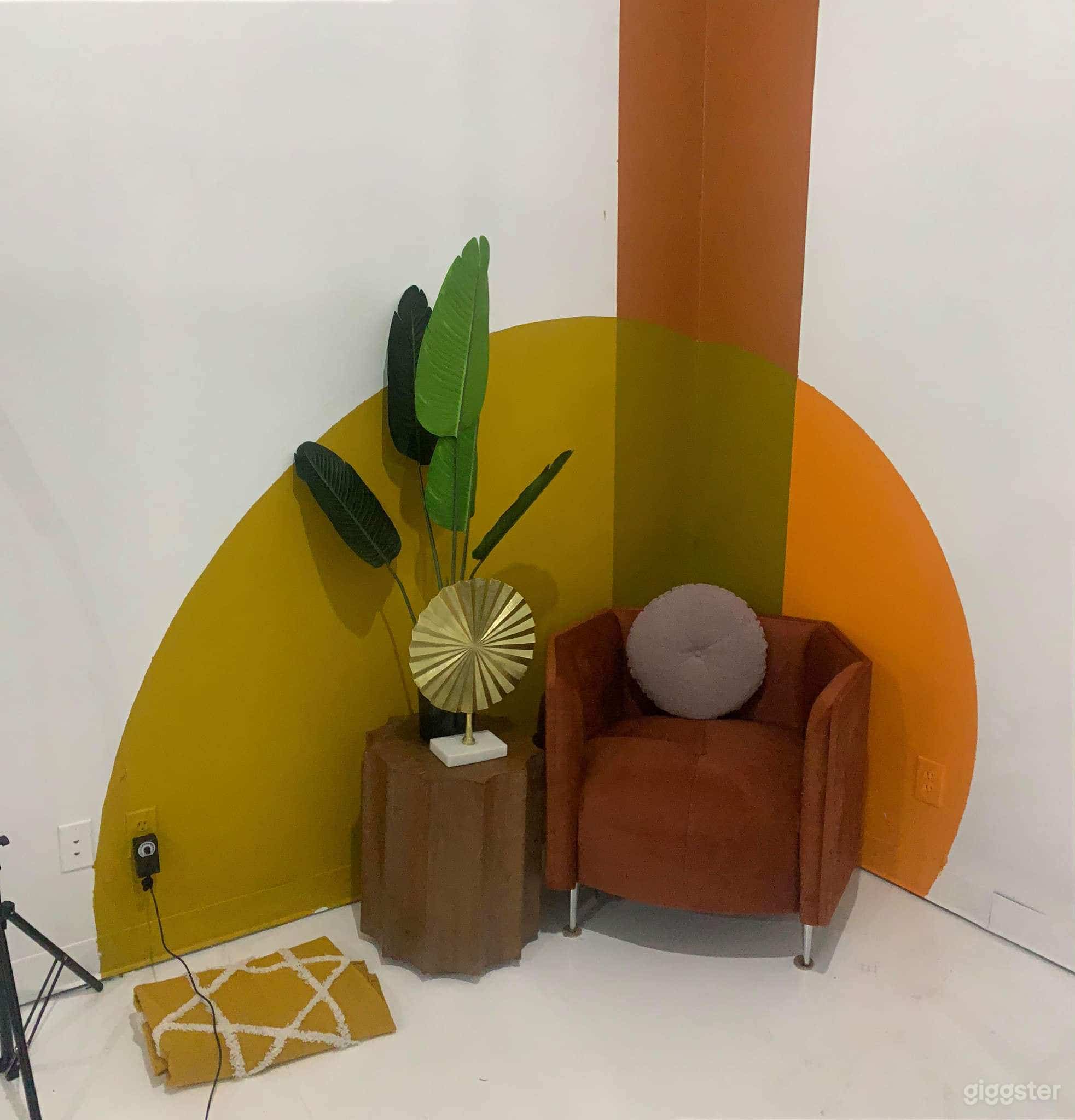 Creative studio in Arlington entertainment distrct Photo 1