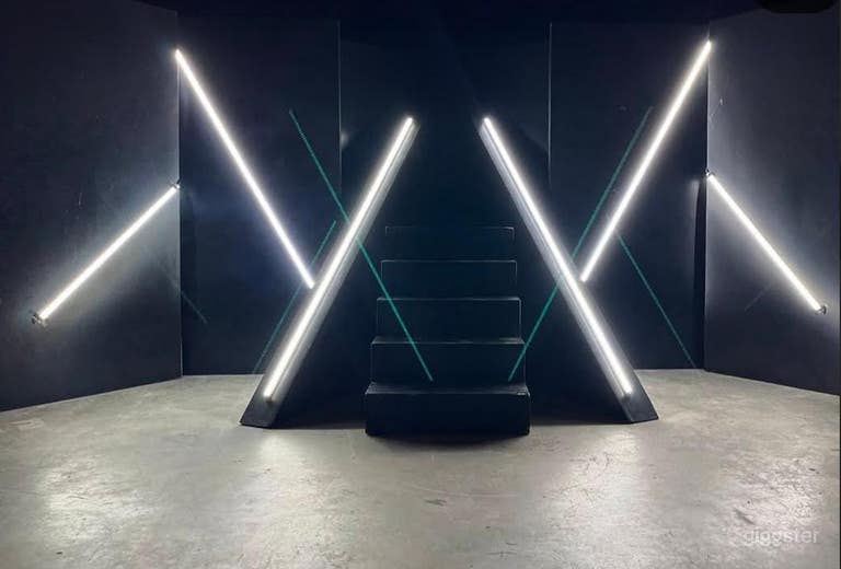  Expansive, Creative Warehouse/ Studio 