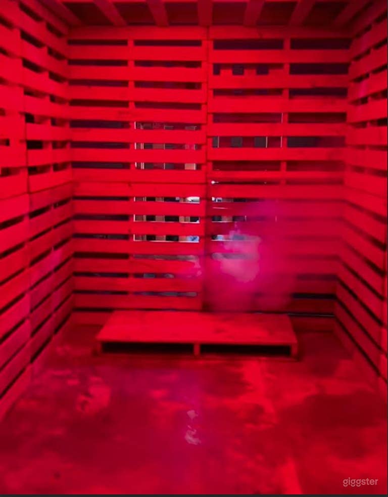  Expansive, Creative Warehouse/ Studio 