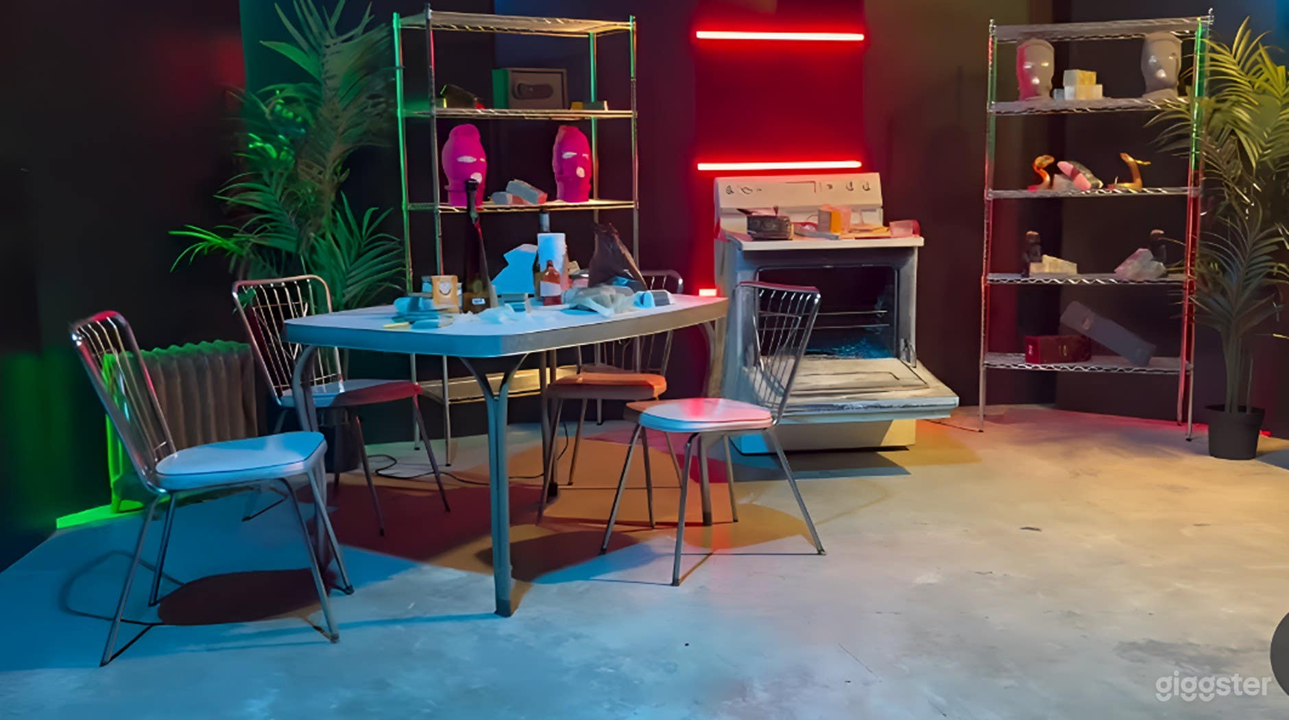 Expansive, Creative Warehouse/ Studio Photo 3