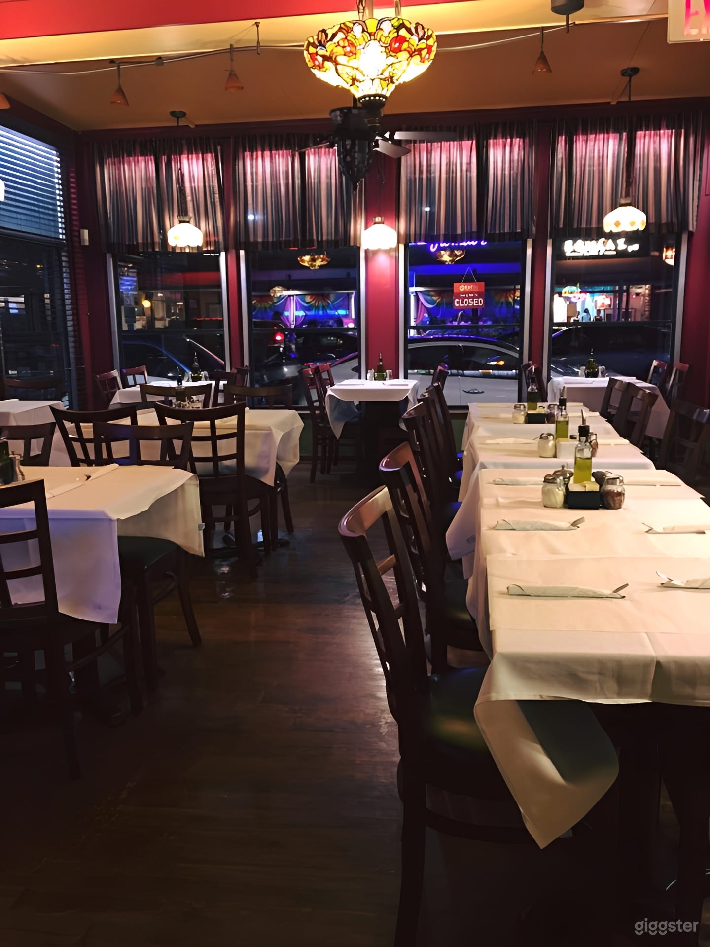 Authentic Italian Restaurant in Prime Location Photo 3