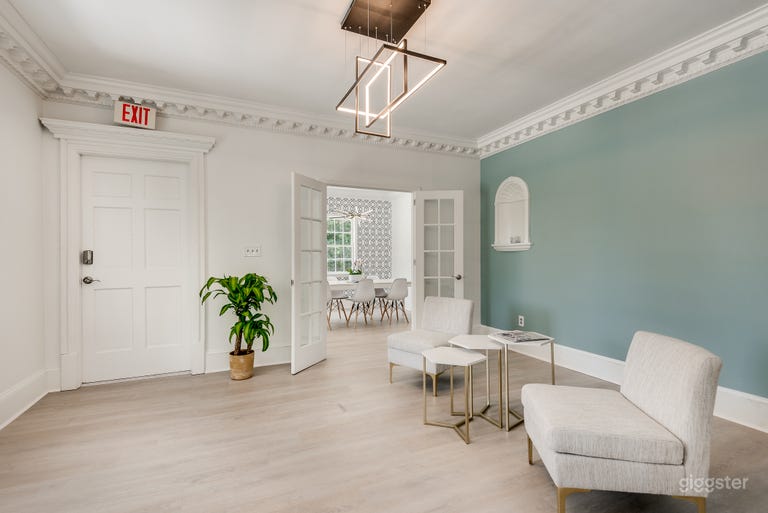  High Class Space Overlooking Downtown Norcross 