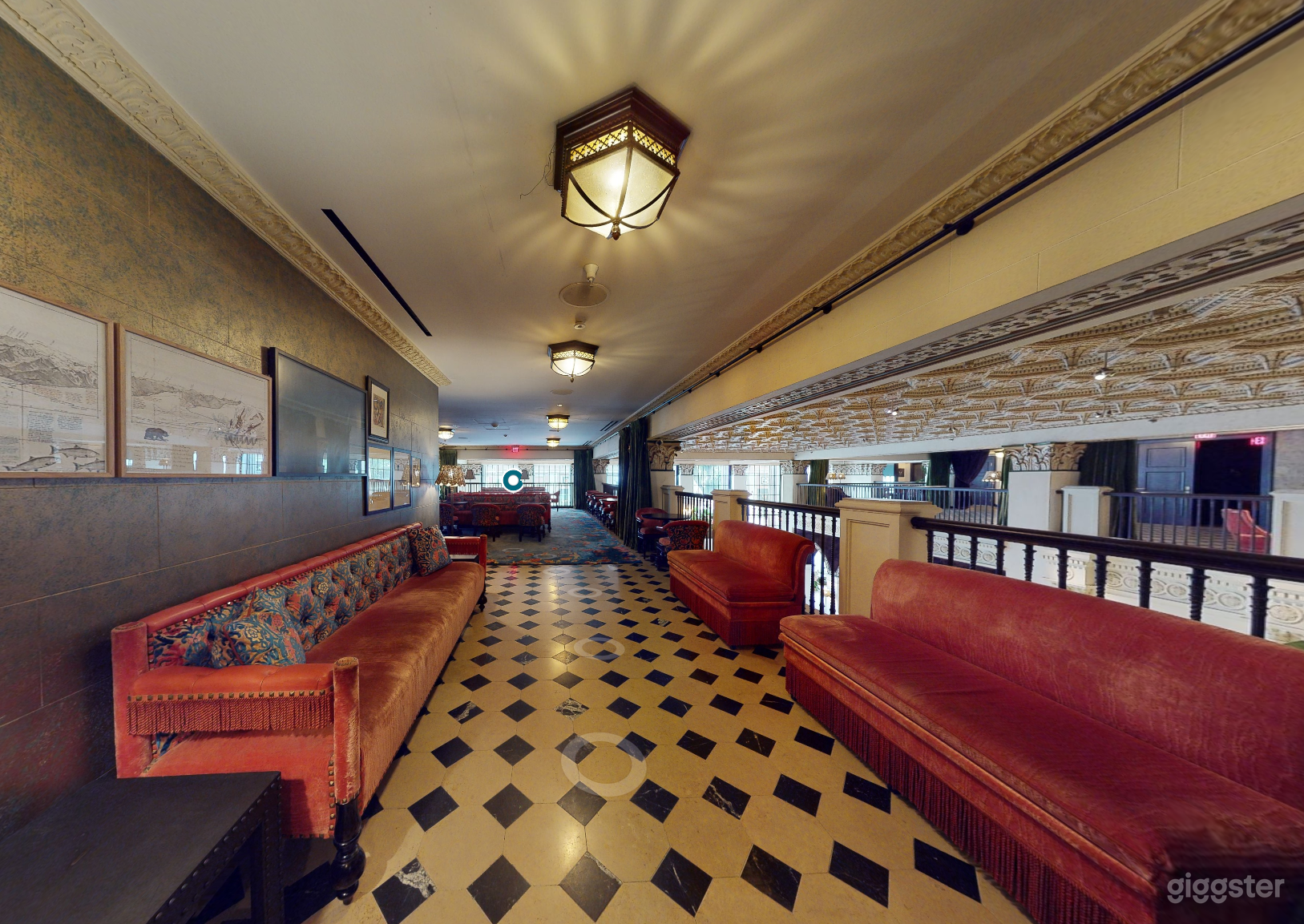 Mezzanine East Photo 4