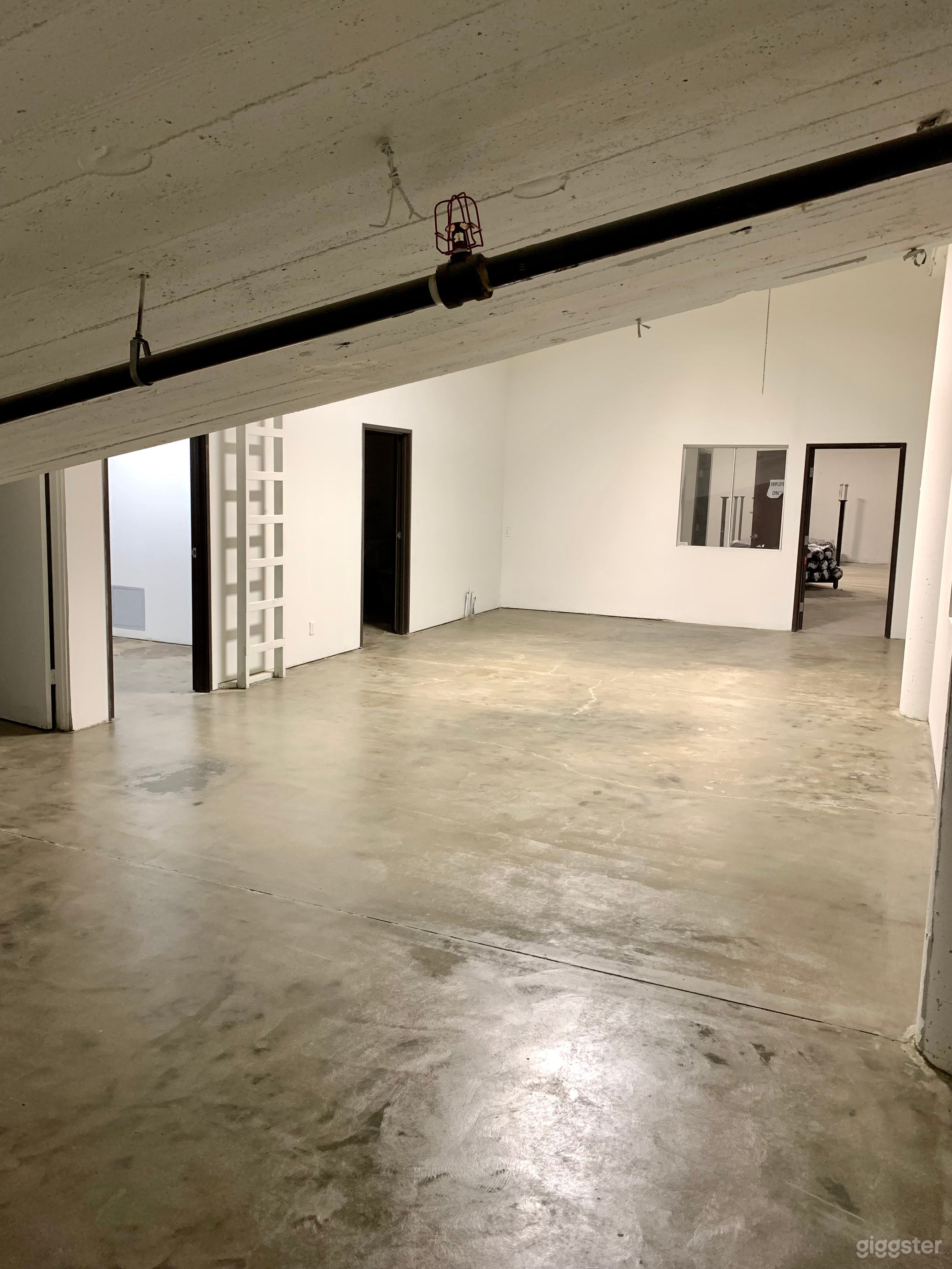 Spacious DTLA Warehouse Ideal for Events/Filming Photo 4