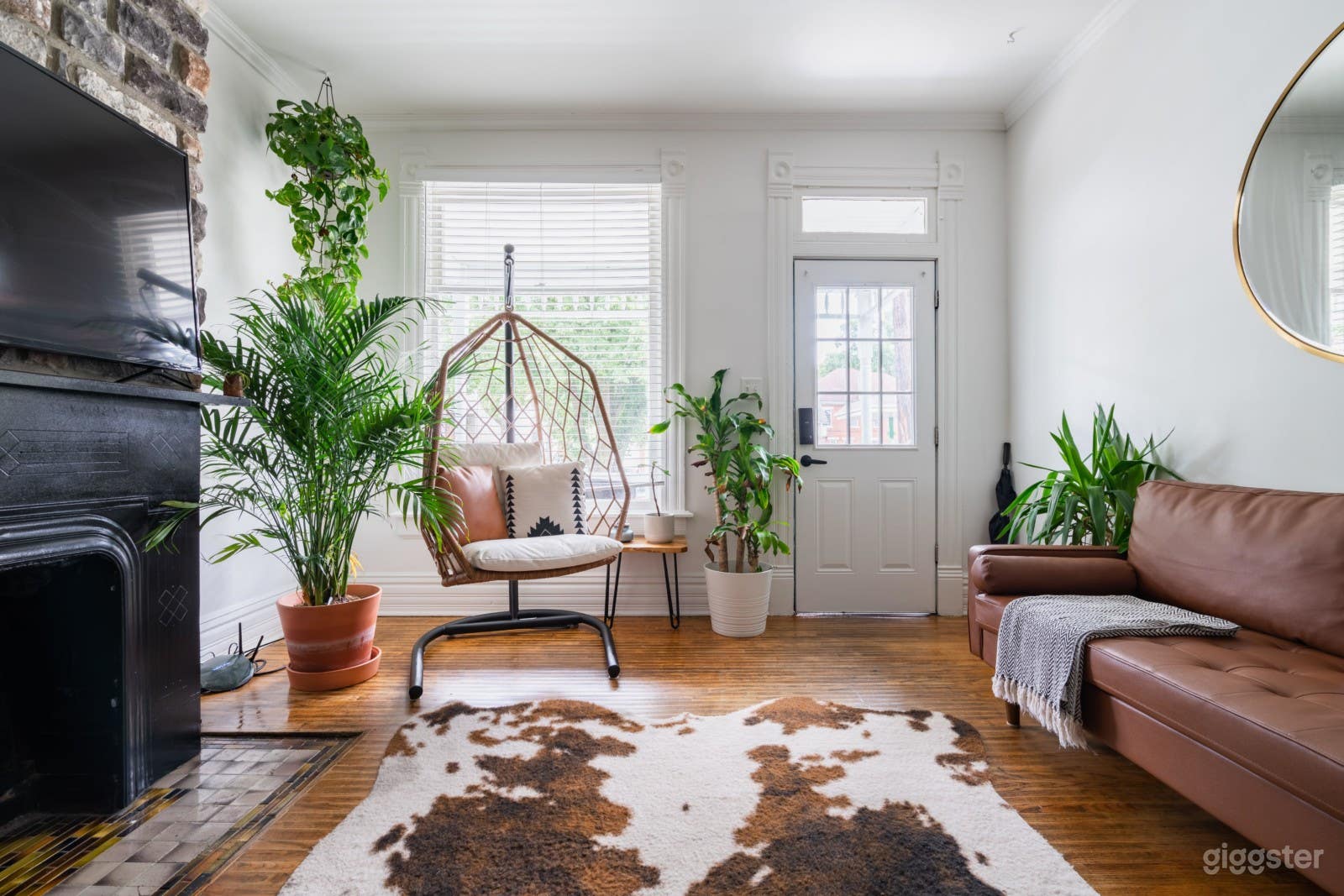 Jungle Fever, LUXE DOWNTOWN HOME Photo 2