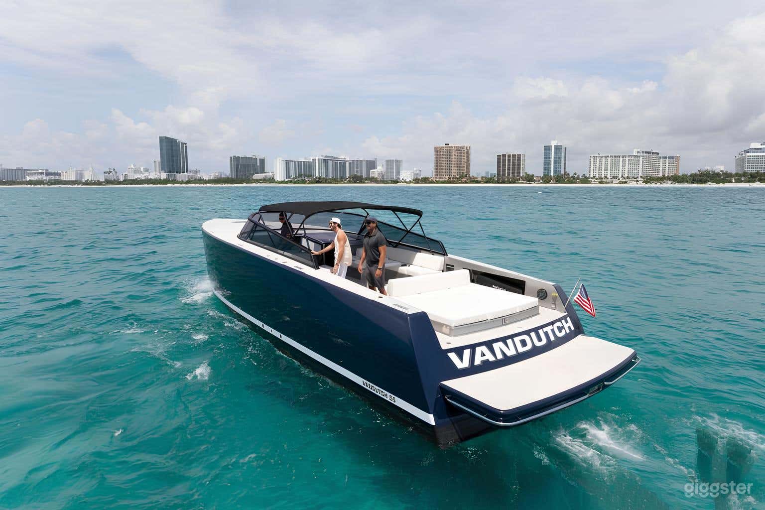 VanDutch 55VD Yacht Photo 2