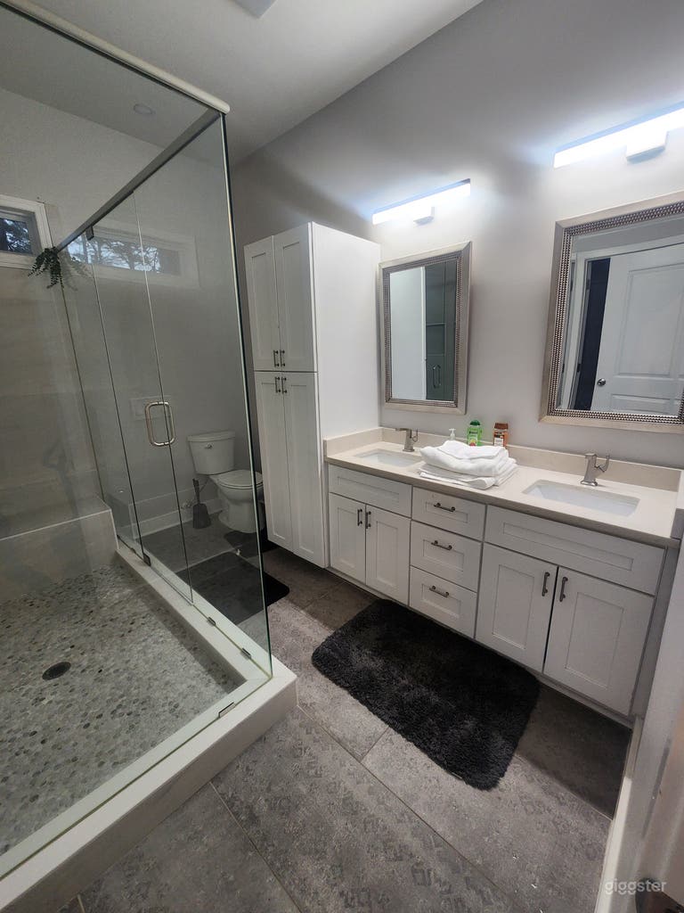  Luxury Home Customizable 