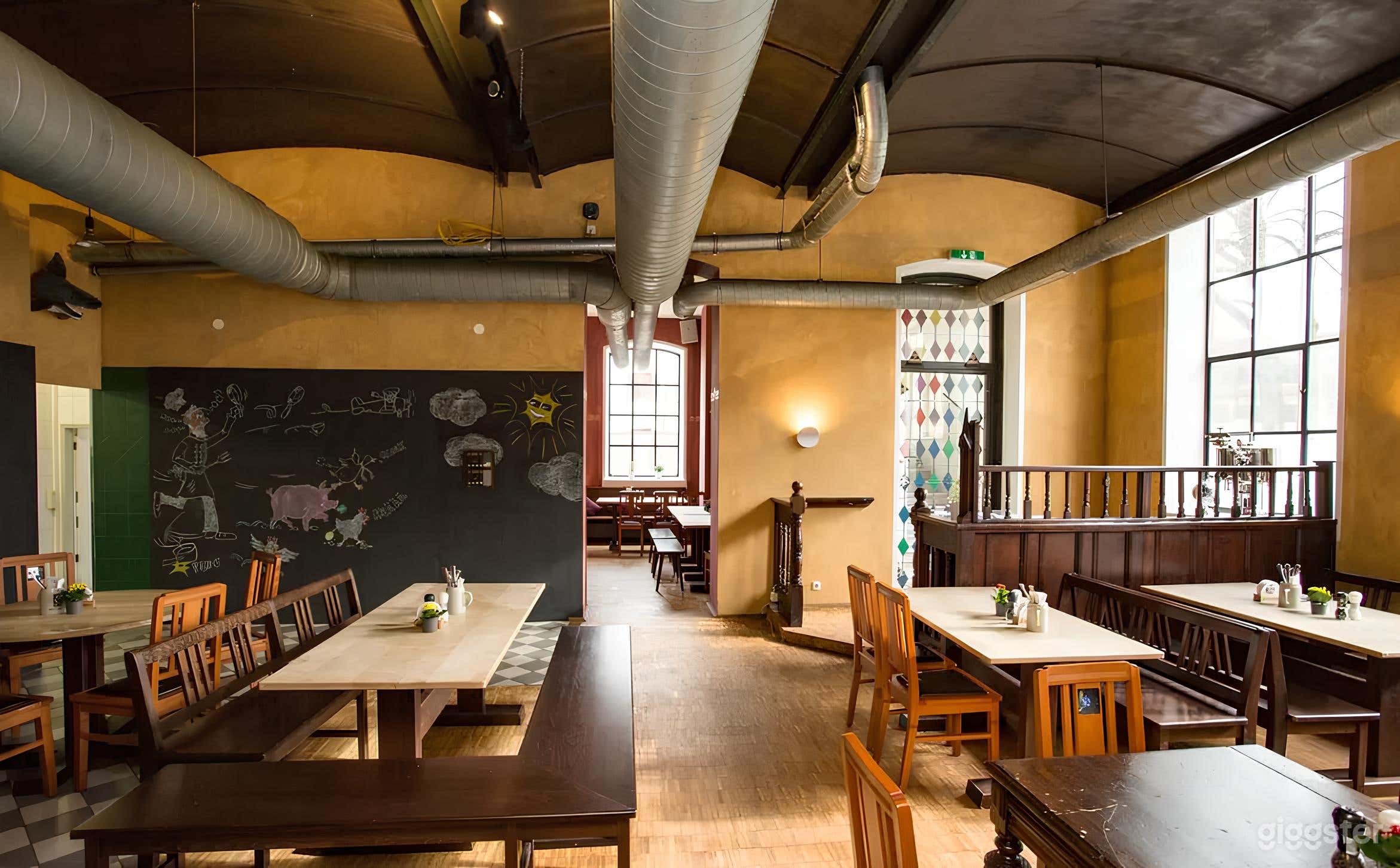 Erdgeschoss & Biergarten Photo 2