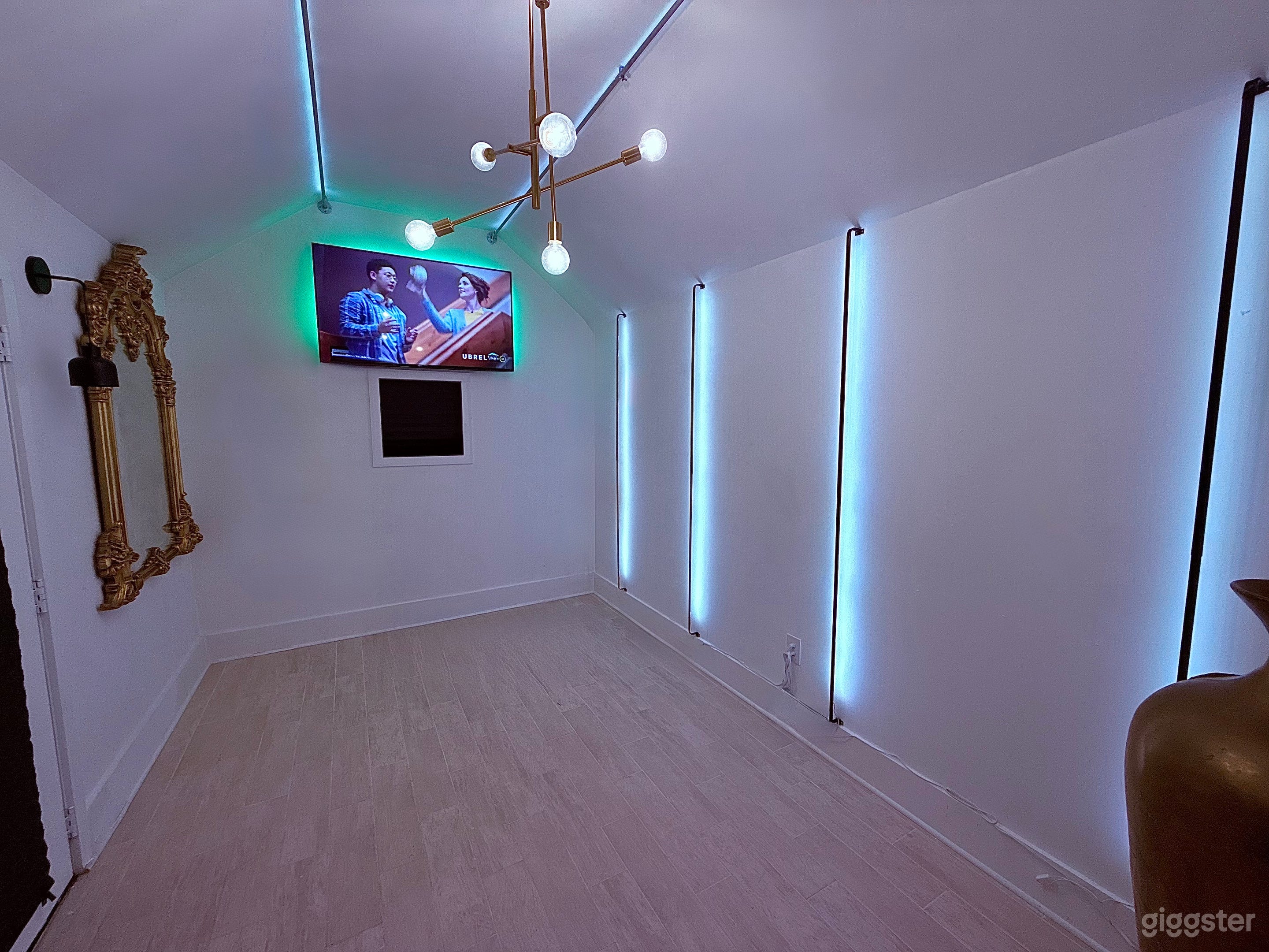 TheGreenTiNY | Creative Modern Production Studio Photo 1