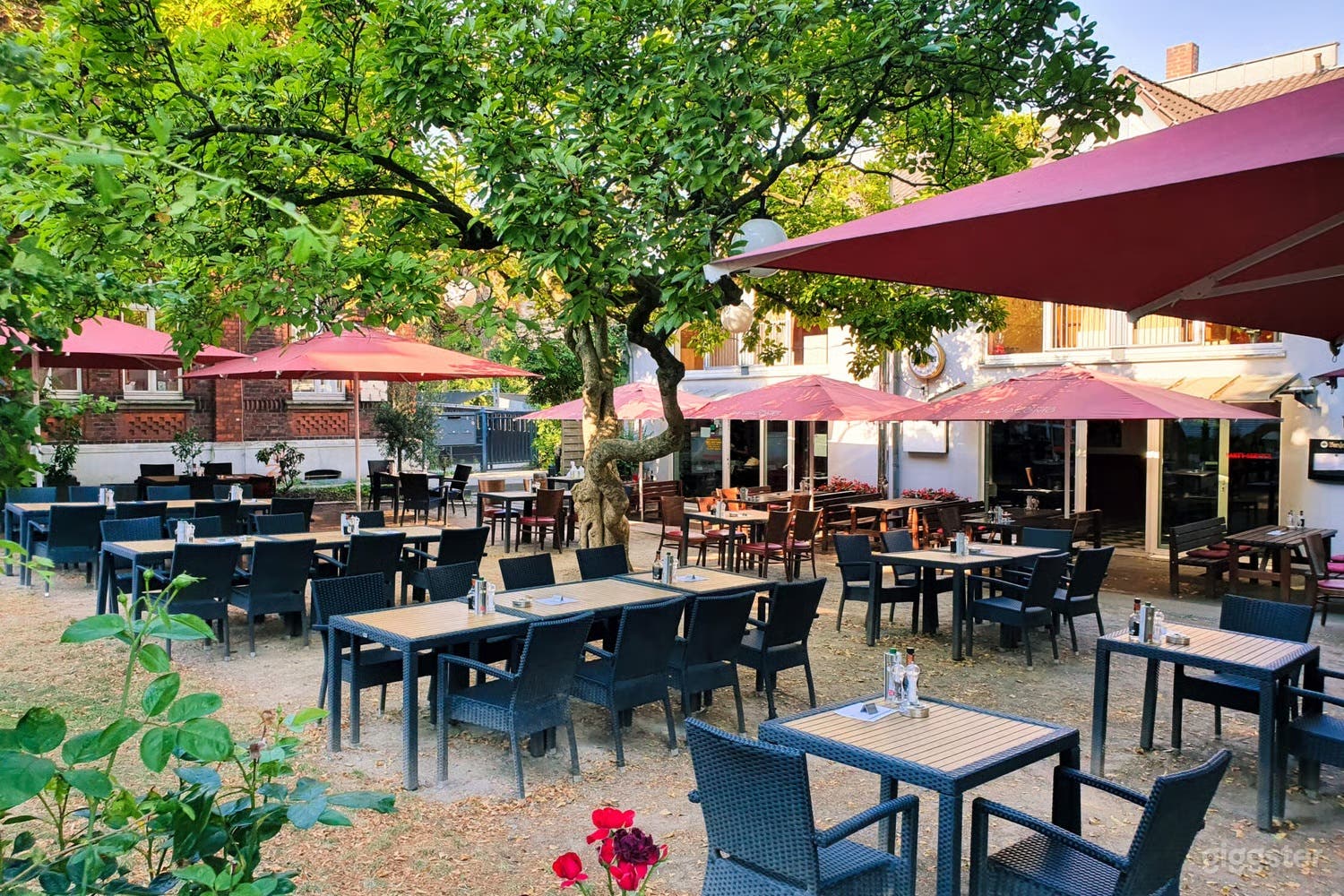 Stilvolles italienisches Restaurant 26 Catering in Düsseldorf Foto 4