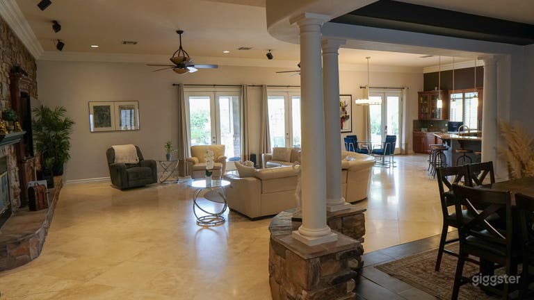  Front door entrance view 