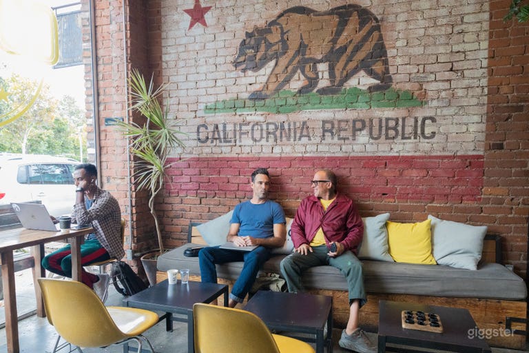  Eclectic Coffee Shop in Santa Monica 