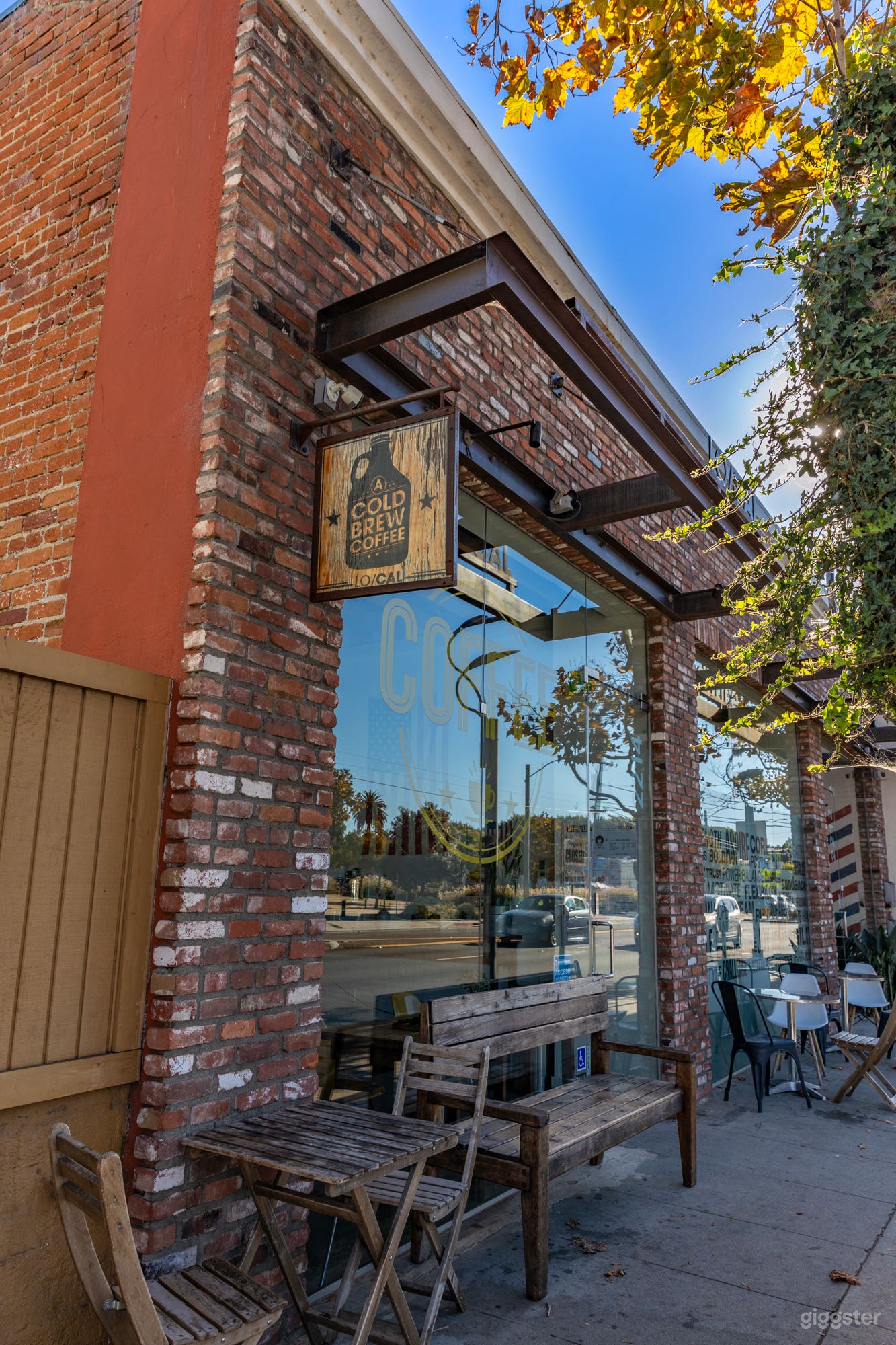 Eclectic Coffee Shop in Santa Monica Photo 1