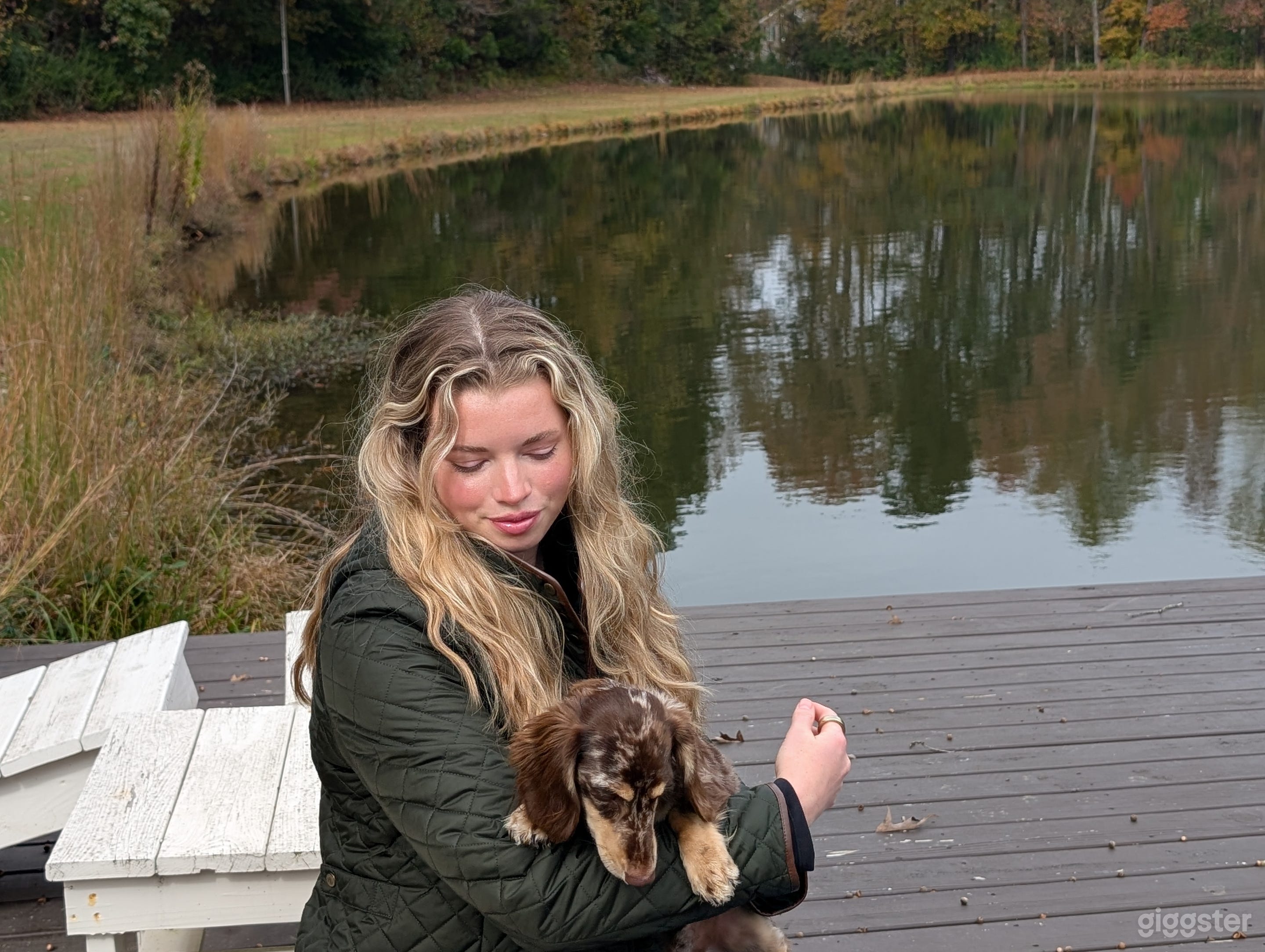 Beautiful Outdoor space next to small lake Photo 2