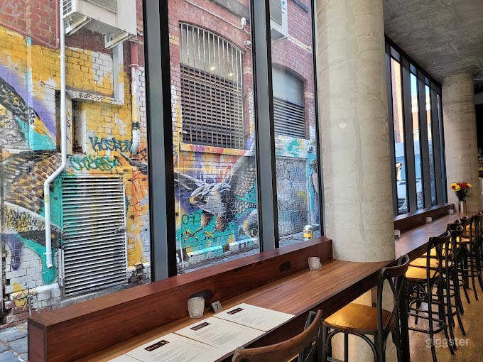 Cosy wine bar for hire Photo 3